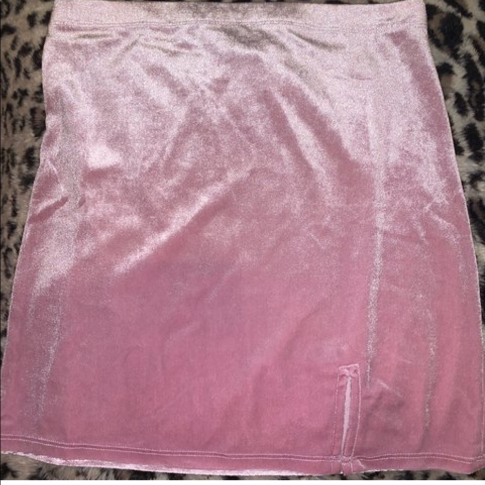forever 21 pink velvet mini skirt